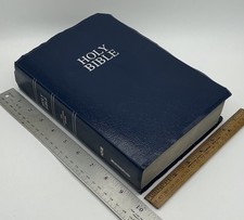 Holy Bible NIV Giant Print Reference Red Letter Zondervan Leather LIke Cover comprar usado Holy Bible NIV Giant Print Reference Red Letter Zondervan Leather LIke Cover comprar usado  Enviando para Brazil