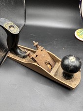 Petit rabot vintage d'occasion  Saint-Georges-sur-Loire