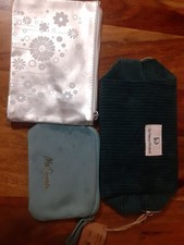 Lot trousses maquillage d'occasion Lot trousses maquillage d'occasion  Juvisy-sur-Orge