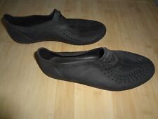 Paires chaussures piscine d'occasion  La Ferté-Saint-Aubin