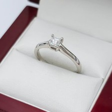 Platinum carat leo for sale  GRANTHAM