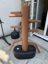 Free standing wing for sale  THORNTON HEATH