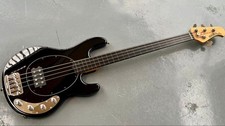 Guitare basse music d'occasion Guitare basse music d'occasion  Expédié en France