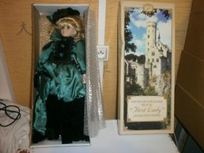 Poupée porcelaine luxe d'occasion Poupée porcelaine luxe d'occasion  Sedan