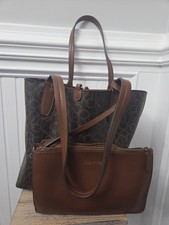 Bolsa de ombro Calvin Klein Elaine Signature marrom com bolsa comprar usado  Enviando para Brazil