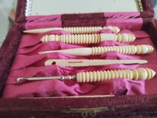 Coffret nécessaire couture d'occasion  Romans-sur-Isère