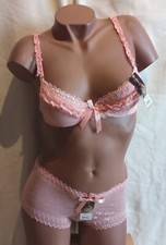 Ensemble lingerie rose d'occasion Ensemble lingerie rose d'occasion  Vif