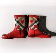 Botas Burberry Heart - EUA Tamanho 3.5  comprar usado  Enviando para Brazil