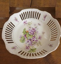 Assiette ajourée porcelaine d'occasion  Saint-Dizier