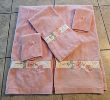 Conjunto de toalhas vintage anos 80 com acabamento acetinado bordado rosas rosa 100% algodão 5 peças comprar usado  Enviando para Brazil