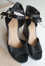 New look chaussures d'occasion  Crouy