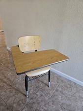 Student desk chair for sale  Moriarty