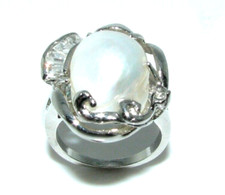 Ladies woman 18k for sale  HULL