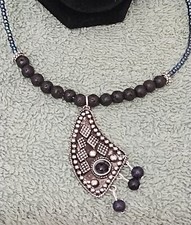 Collana nera con usato  Torino