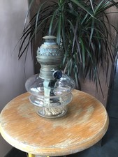 Lampe pétrole ancienne d'occasion  Hergnies