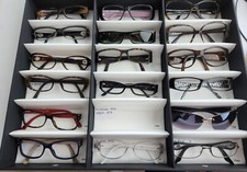 Lot lunettes dior d'occasion  Grisy-Suisnes
