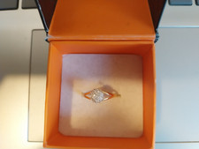 Jolie élégante bague d'occasion  Aubigny-sur-Nère