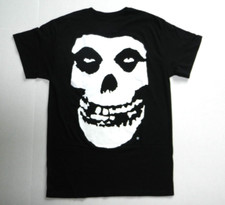 Camiseta nova banda de punk rock desajustada clássica caveira com logotipo comprar usado  Enviando para Brazil