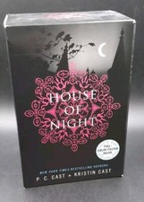 Lote de livros de romances A House of Night por PC elenco 1-4 anos fantasia vampiros mágicos comprar usado  Enviando para Brazil