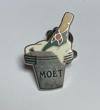 Pin moet chandon d'occasion  Entremont-le-Vieux