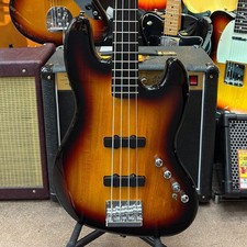 Squier Deluxe Active Precision Bass IV Corpo Basswood Usado 3CS com Estojo Macio comprar usado Squier Deluxe Active Precision Bass IV Corpo Basswood Usado 3CS com Estojo Macio comprar usado  Enviando para Brazil
