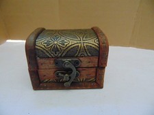 Small wooden trinket for sale  LUTON