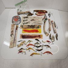 Lote de iscas e equipamentos de pesca vintage - Colheres, Páscoa, cabos de aço, cabos de náilon, sem-fim comprar usado  Enviando para Brazil