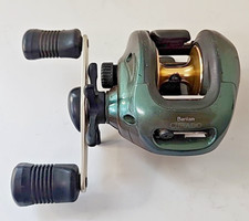 Carretel de lançamento de isca Shimano Curado CU-100B  comprar usado  Enviando para Brazil