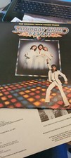 SATURDAY NIGHT FEVER RARO 1978 ORIGINAL GATEFOLD PRESS LP 1ª prensagem com letras, usado comprar usado SATURDAY NIGHT FEVER RARO 1978 ORIGINAL GATEFOLD PRESS LP 1ª prensagem com letras, usado comprar usado  Enviando para Brazil