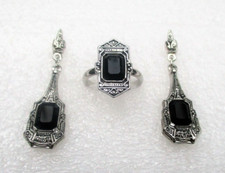Ensemble boucles oreilles d'occasion  Dammartin-en-Goële