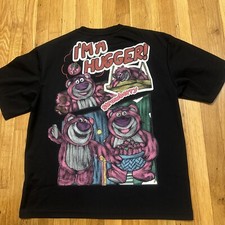 Camiseta gráfica importada Disney Toy Story Lotso Huggin Bear I'm A Hugger masculina, usado comprar usado  Enviando para Brazil