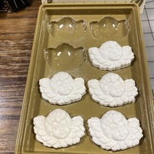 Vintage AVON "Angelic Splendor" Fioletowe mydła zapachowe, zestaw ponad 5 dekoracji cherubinów na sprzedaż  Wysyłka do Poland