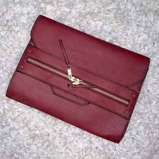 Embreagem vermelha comprar usado Embreagem vermelha comprar usado  Enviando para Brazil