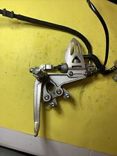 Reposapiés derecho Suzuki GSXR 1000 2009 CLAVIJA Y SUSPENSIÓN OEM PINZA DE PEDAL OEM #A02 segunda mano  Embacar hacia Mexico