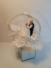 Decoração de bolo vintage tradicional noiva e noivo flores rendadas brancas pérola falsa comprar usado  Enviando para Brazil