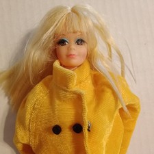 1967 Óculos de sol vintage rosa Pull String Talking Barbie não funciona, pernas quebradas comprar usado  Enviando para Brazil