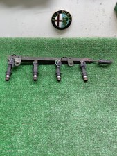 Flauto iniettori motore usato Flauto iniettori motore usato  Qualiano