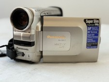 Panasonic ds77 videocamera usato Panasonic ds77 videocamera usato  Torino