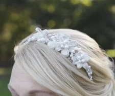 TIARA Prata CRISTAIS Strass/Pérolas Flor 3D Design Nupcial ENVIO GRÁTIS comprar usado  Enviando para Brazil