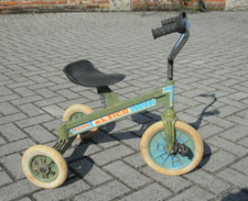 Triciclo pedali metallo usato  Novara