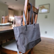 Gap women tote for sale  Atlanta
