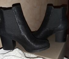Tronchetto donna bata usato  Zagarise
