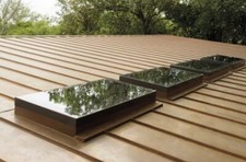 Skylight curb mounted d'occasion  Expédié en Belgium