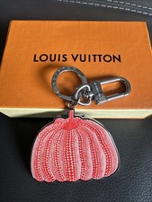 Usado, Porta-chaves e berloque bolsa Louis Vuitton LV x YK abóbora. AUTÊNTICO GUC laranja na caixa LV comprar usado  Enviando para Brazil