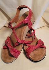 Taos women size for sale  Jacksonville
