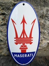 Plaque émaillée maserati d'occasion  Le Mesnil-Saint-Denis