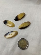 Boutons anciens plastique d'occasion  Le Péage-de-Roussillon