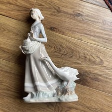 Lladro mädchen gänsen gebraucht kaufen  Versand nach Germany