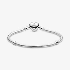 Bracciale pandora moments usato  Giarre