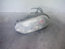 Faro anteriore sinistro usato Faro anteriore sinistro usato  Italia